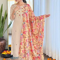 CANIZZARO Women Ethnic Motifs Embroidered Regular Sequinned Kurta with Trousers & With Dupatta-picture-11