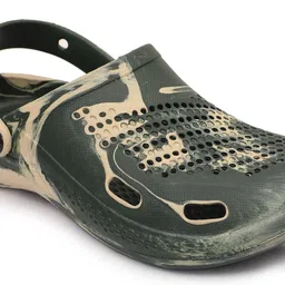 The Roadster Lifestyle Co Men Stylish Lightweight Clogs image 3