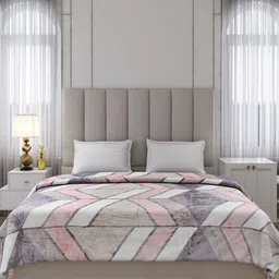 Monte Carlo Grey & Pink Geometric Printed AC Room 290 GSM Double Bed Blanket image 2