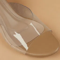 Ginger by Lifestyle Women Open Toe Wedge Heels image 3