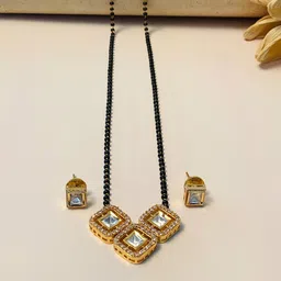 ABDESIGNS Gold-Plated Kundan-Studded Mangalsutra With Pair Of Earrings image 4