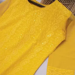Umoly Women Yellow Kurtas image 2