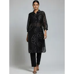 fusion by glitchez Women Bandhani Printed Chanderi Silk Kurta-image-11