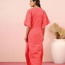 Ikk Kudi by Seerat Printed Maxi Nightdress image 3