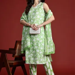 Indo Era Women Floral Printed Regular Pure Cotton Kurta with Trousers & With Dupatta image 5