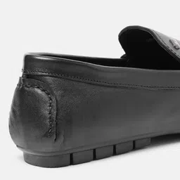 Woodland Men Textured Leather Loafers image 3