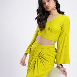 fusion by glitchez Mirror Work V-Neck Styled Back Pleated Co-Ords with Tie-Ups-picture-39
