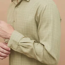 CODE by Lifestyle Checked Spread Collar Cotton Formal Shirt image 4