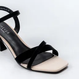 FOREVER SHOE BAZAR Solid Casual Kitten Sandals With Backstrap image 5