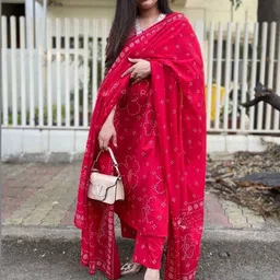 Lilots Women Bandhani Printed Regular Kurta with Trousers & With Dupatta image 5