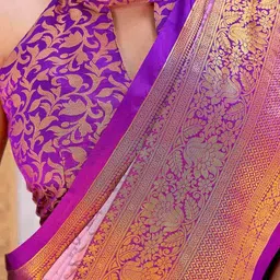 DIVASTRI Woven Design Zari Silk Blend Saree image 4