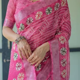 MAHARANI COUTURE Bandhani Printed Pure Linen Banarasi Saree image 5