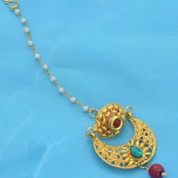 MEMOIR Gold-Plated Pearls Studded Maang Tikka-picture-40