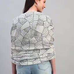 Cantabil Women Self Design Scarf image 2