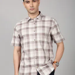 Chennis Men Slim Fit Gingham Checked Spread Collar Cotton Casual Shirt-image-36