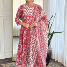 Siya Fashion Women Floral Printed Panelled Kurta with Trousers & With Dupatta-picture-48