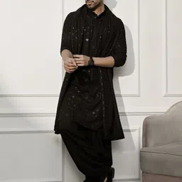 VASTRAMAY Men Floral Embroidered Regular Sequinned Kurta With Patiala & Dupatta-image-26