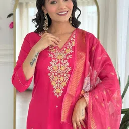 URMIR FASHION Women Floral Embroidered Regular Thread Work Kurta with Trousers & With Dupatta-picture-35