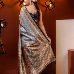 ZIKARAA Ethnic Motifs Zari Heavy Work Saree image 4