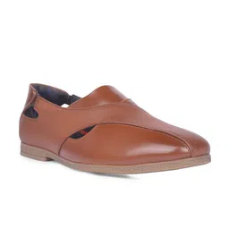 Bata Men Shoe-Style Sandals image 1