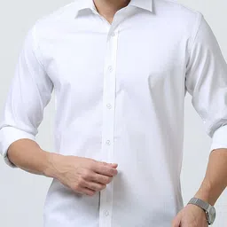 EARNSHAW Men Casual Shirt image 3