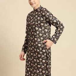 here&now x sanwara Sanwara Men Black & Beige Floral Printed Floral Kurta image 5