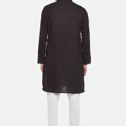 indus route by Pantaloons Men Black Checked Woven Design Kurta image 5