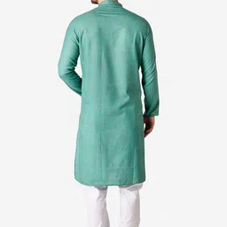 TABARD Men Green Checked Cotton Kurta image 2