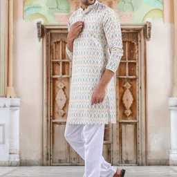 Aanys Culture Geometric Printed Mandarin Collar Straight Kurta image 4