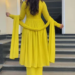 J.KANJI Women Tiered Beads and Stones Pure Cotton Kurta with Palazzos & Dupatta image 3