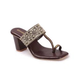 Anouk Textured Ethnic Comfort Sandals image 2