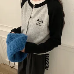 KPOP Women Colourblocked Cardigan with Embroidered Detail-picture-20