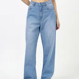 Bewakoof Women Washed Baggy Straight Fit Mid-Rise Light Fade Cotton Jeans-picture-38