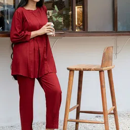 GULABOSITABO Top & Trousers Co-Ord image 4