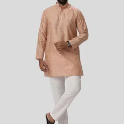 uathayam Men Solid Cotton Blend Straight Kurta image 5
