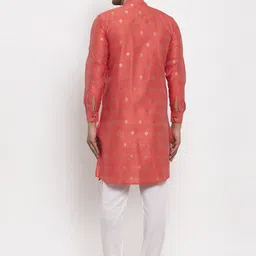 KLOTTHE Men Coral Printed A Line Kurta image 2