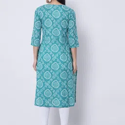 KIMAYRA Women Green Ethnic Motifs Printed Thread Work Kurta image 4