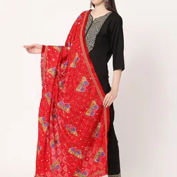 Moda Chales Conversational Embroidered Phulkari Dupatta image 4