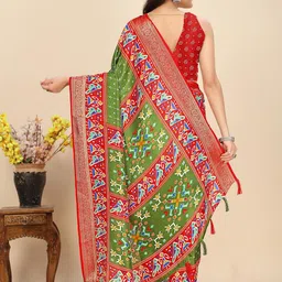 SSHAGUN LIFESTYLE Yellow Self Design Checkered Printed Madhubani Cotton Silk Saree image 2