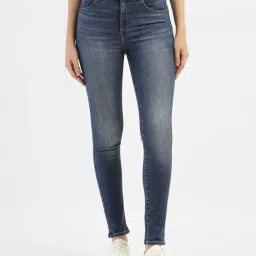 levi's Women's Blue Shaping Wide Leg Fit High Rise Jeans image 2