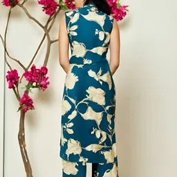 Kaftanize Floral Printed Shirt Collar Straight Kurta With Palazzos image 3