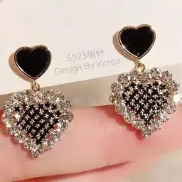 ONUYX Heart Shaped Studs Earrings-picture-3