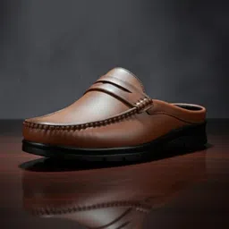 Von huette Men Round Toe Regular Slip-On Loafers-image-12