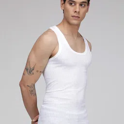 Sporto by Macho Men Pack Of 4 Pure Cotton Undershirt Innerwear Vests image 3