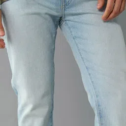 AMERICAN EAGLE OUTFITTERS Men Slim Fit Mid-Rise Light Fade Jeans image 2