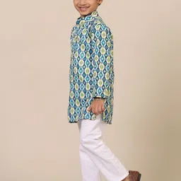 Stuffie Land Boys Geometric Printed Regular Pure Cotton Straight Kurta with Pyjamas image 2