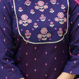 SKYLEE Women Ethnic Motifs Embroidered Regular Thread Work Kurta with Trousers & With Dupatta image 5