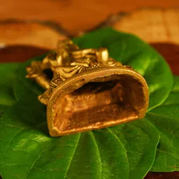 JAYPORE Gold-Toned Religious Idol Showpiece image 5