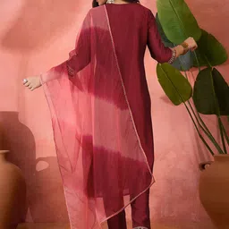 Sangria Floral Embroidered Round Neck Sequinned Straight Kurta With Trousers And Dupatta image 4