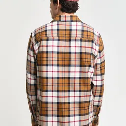 GANT Men Spread Collar Checked Cotton Casual Shirt image 3